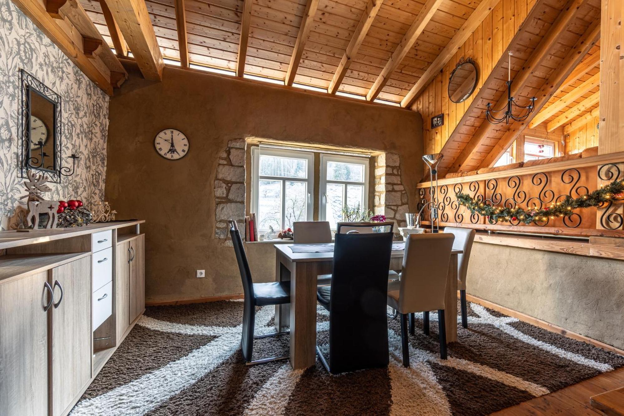 Historisches Ferienhaus "Zur Linde" Hausten المظهر الخارجي الصورة